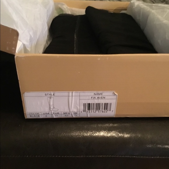 COPY - MK Black Boots Host Pick! ⭐️ - Picture 8 of 9